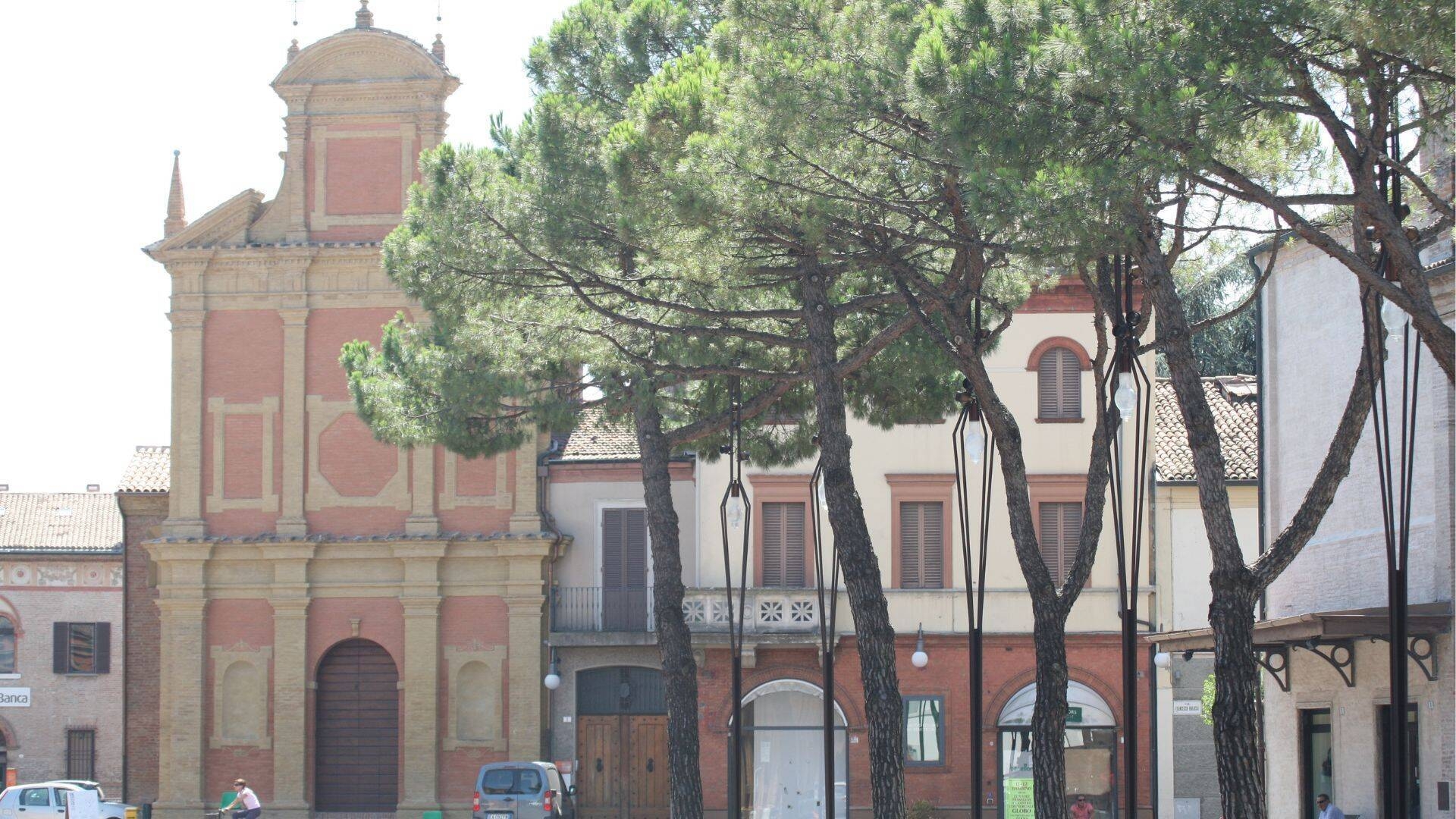 foto piazza Trisi