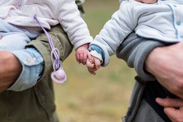 Ad Alfonsine tre incontri di «danzatricità» dedicati ai neogenitori con i loro bambini