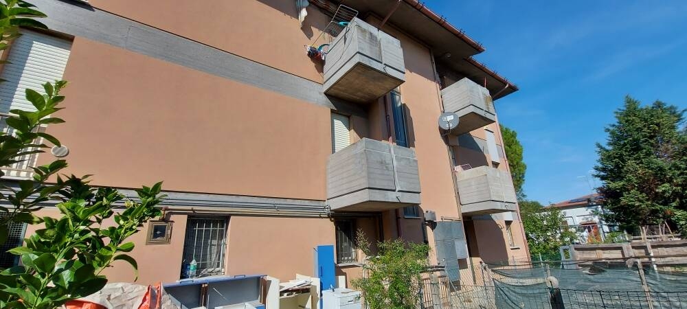 Immagine: Il condominio Erp di via Allende a Sant'Agata sul Santerno dopo gli interventi di riqualificazione, dicembre 2021 (1)