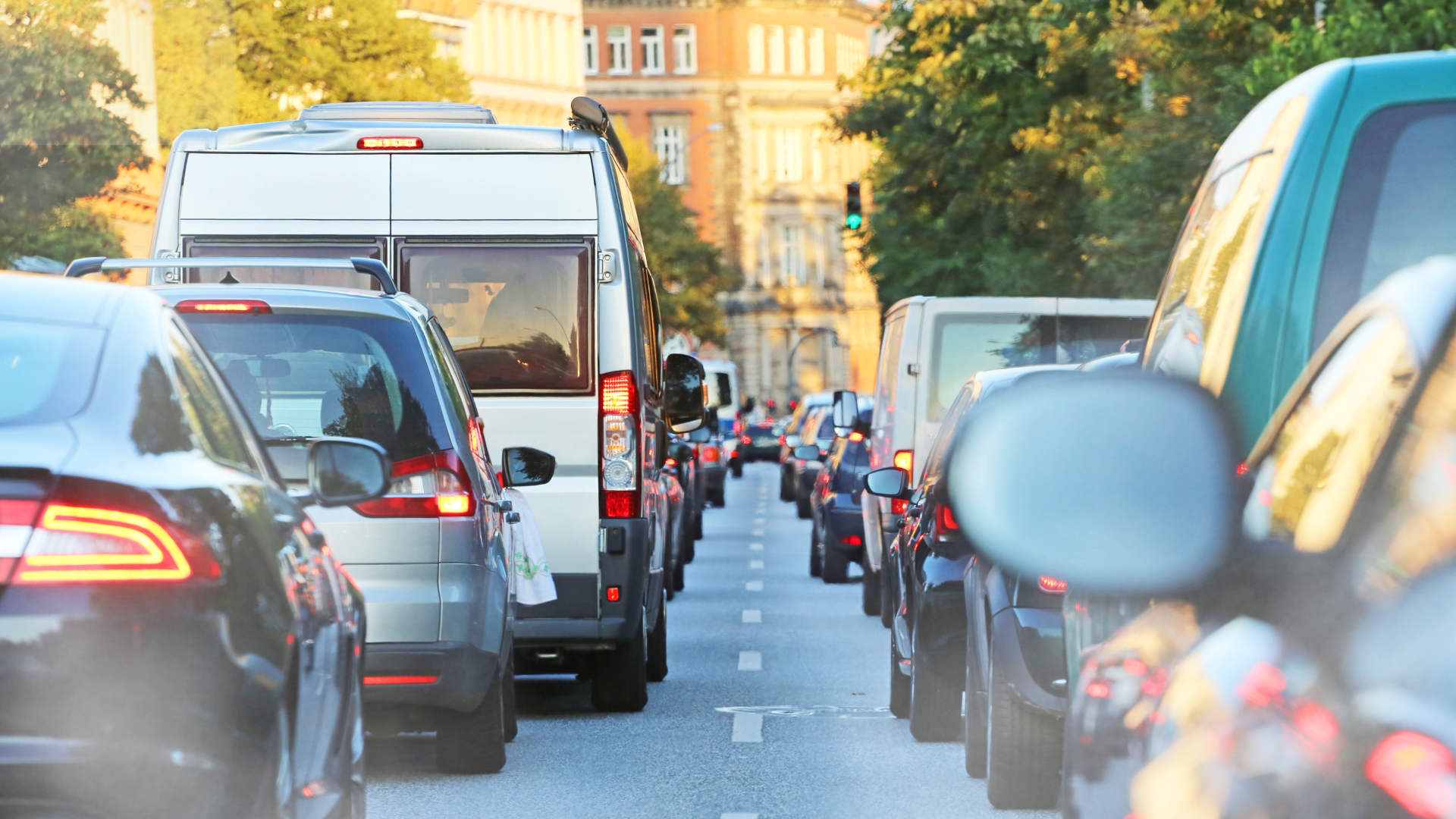 traffico in città con polveri sottili