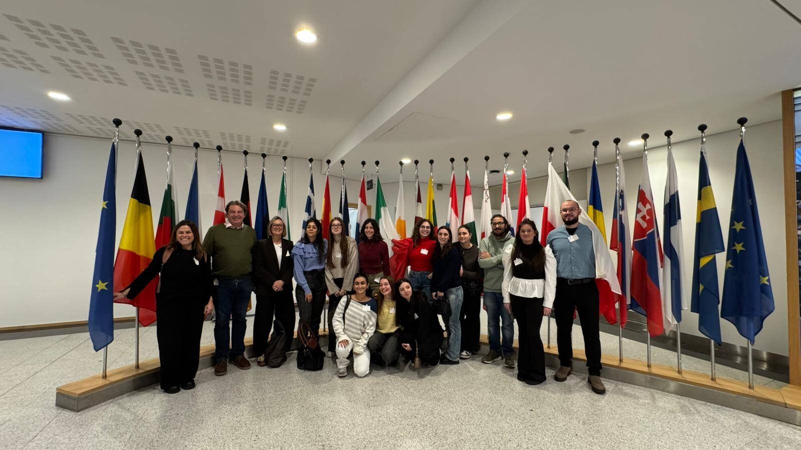 Foto di gruppo dei partecipanti al viaggio a bruxelles