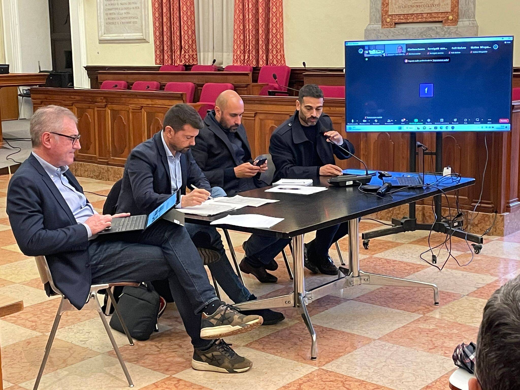 Immagine: Tavolo con le associazioni agricole, Faenza, 10 maggio 2023
